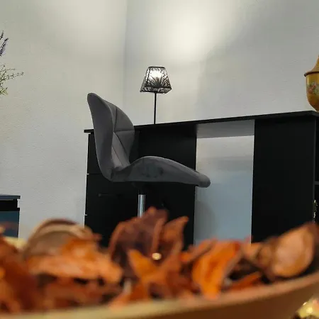 Casa Luciuzza بيت للعطل *